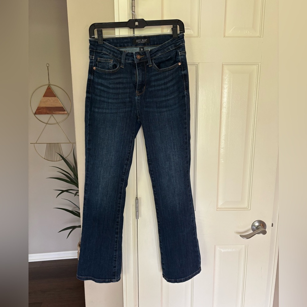 Judy Blue Jeans 28